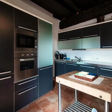 Casa Fortuna - By Myhomeincomo Lejlighed Argegno